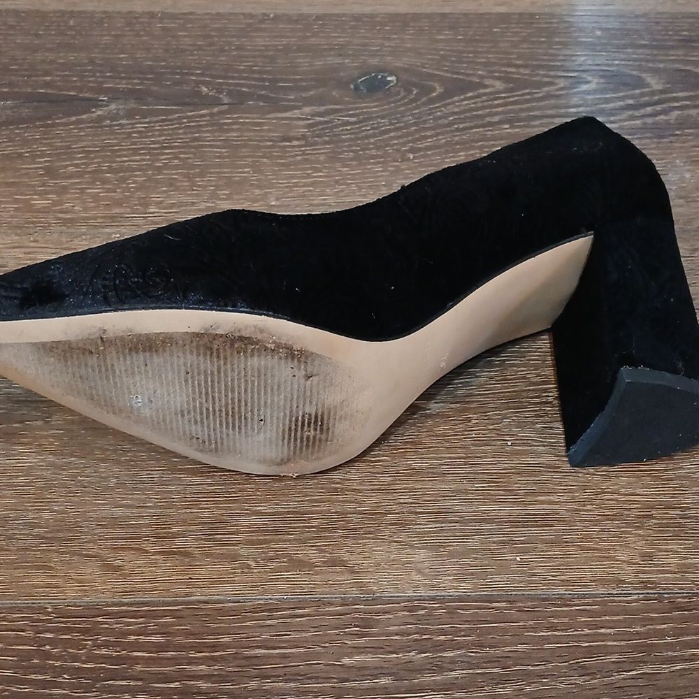 Marc Fisher Black Pointed Block Heels Velvet Size… - image 8